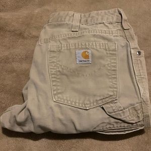 Woman’s Carhartt pants